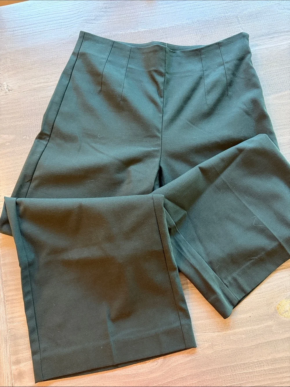 LOFT Dark Green Wide-Leg Cropped Pants